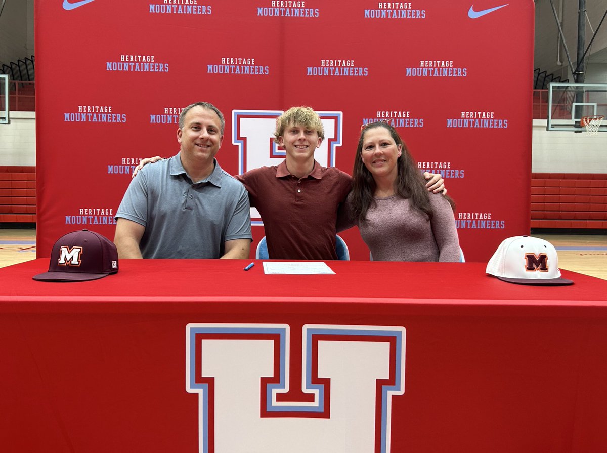 Nate Tosado (@natetosado) on Twitter photo Big day for Heritage baseball’s R.J. Ilardi who signed his commitment papers to Maryville College today!
Some Blount County pitching talent staying local ⚾️
<a href="/HHS_Bsbl/">Heritage Mountaineers Baseball</a>
<a href="/HHSMountaineers/">Heritage High School</a>
<a href="/TDT_Sports/">Daily Times Sports</a> Big day for Heritage baseball’s R.J. Ilardi who signed his commitment papers to Maryville College today!
Some Blount County pitching talent staying local ⚾️
<a href="/HHS_Bsbl/">Heritage Mountaineers Baseball</a>
<a href="/HHSMountaineers/">Heritage High School</a>
<a href="/TDT_Sports/">Daily Times Sports</a>