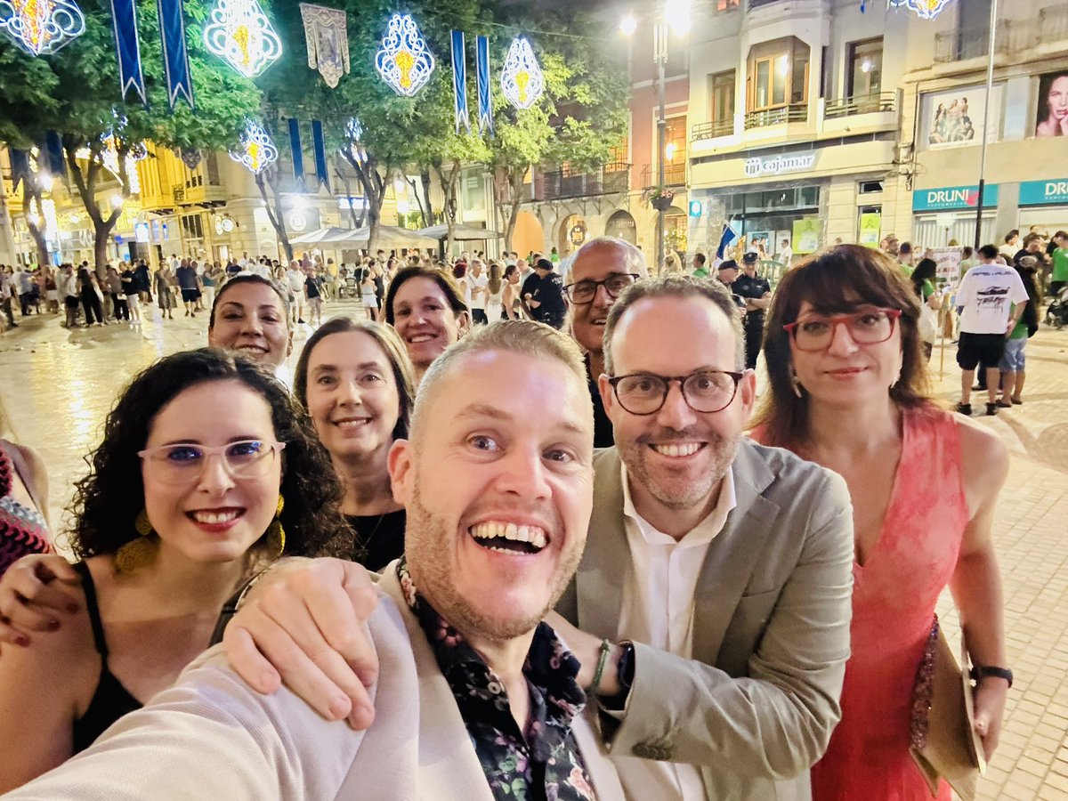 Elx en festes‼️ Felices fiestas Elche🤗