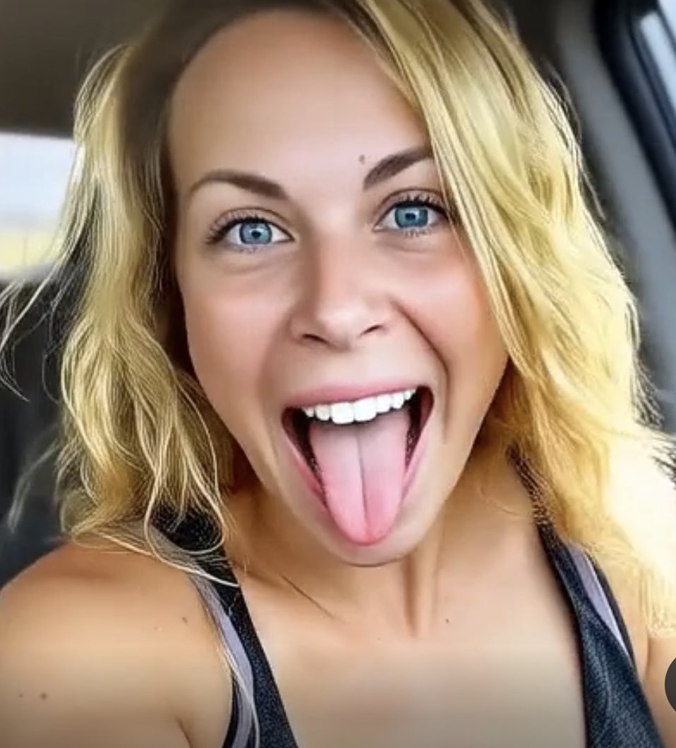 MackTruckNic's tweet image. 😝