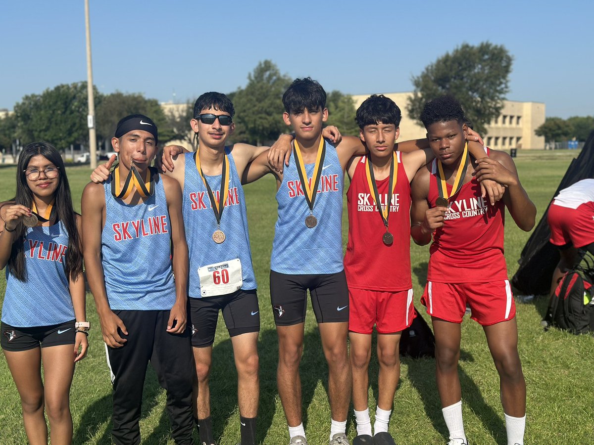 Great first run for Skyline CC!!
Lots of enthusiasm and growth, keep on growing.  
<a href="/dallasathletics/">Dallas ISD Athletics</a> <a href="/Skyline_Raiders/">Skyline High School</a> #runningraiders #growth