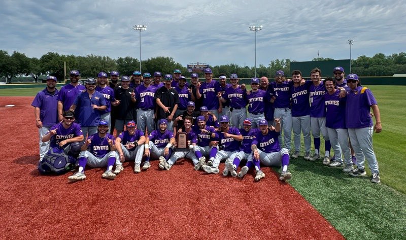 Taylor Pytlik (@taylor_pytlik) on Twitter photo Blessed to announce I’ve received my first offer from Kansas Wesleyan university! #GoYotes <a href="/KWUNeale27/">Bill Neale</a> <a href="/JenksHSBaseball/">Jenks Trojan Baseball</a> <a href="/B_Walker_21/">Brian Walker</a>
<a href="/OK_MMWBaseball/">MMW OKLAHOMA</a> <a href="/ParkerFrazier8/">Parker Frazier</a> Blessed to announce I’ve received my first offer from Kansas Wesleyan university! #GoYotes <a href="/KWUNeale27/">Bill Neale</a> <a href="/JenksHSBaseball/">Jenks Trojan Baseball</a> <a href="/B_Walker_21/">Brian Walker</a>
<a href="/OK_MMWBaseball/">MMW OKLAHOMA</a> <a href="/ParkerFrazier8/">Parker Frazier</a>