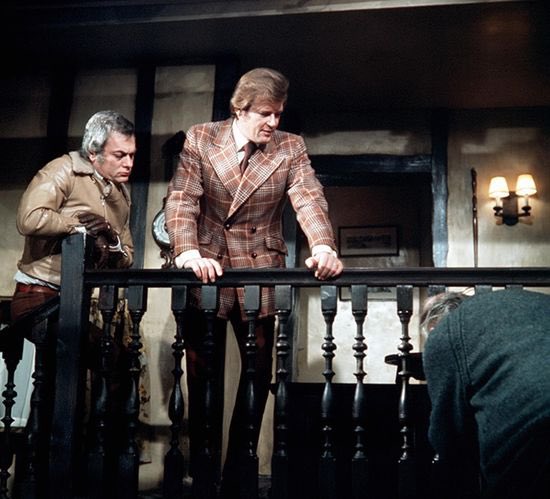 basilcreesejr's tweet image. Just watched #Greensleeves. Possibly the best ever episode of #ThePersuaders. Tony Curtis wielding a sword still kicks ass. #ITCEntertainment