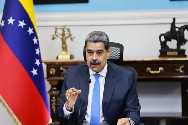 Una de las principales ambiciones de Maduro al negociar con EEUU era que el Departamento de Justicia retirara la recompensa que hay por él.

Pues hoy, de $25 millones pasó a $50 millones.

Jamás EEUU había ofrecido tanto por un narcotraficante (o terrorista).

El monto más grande