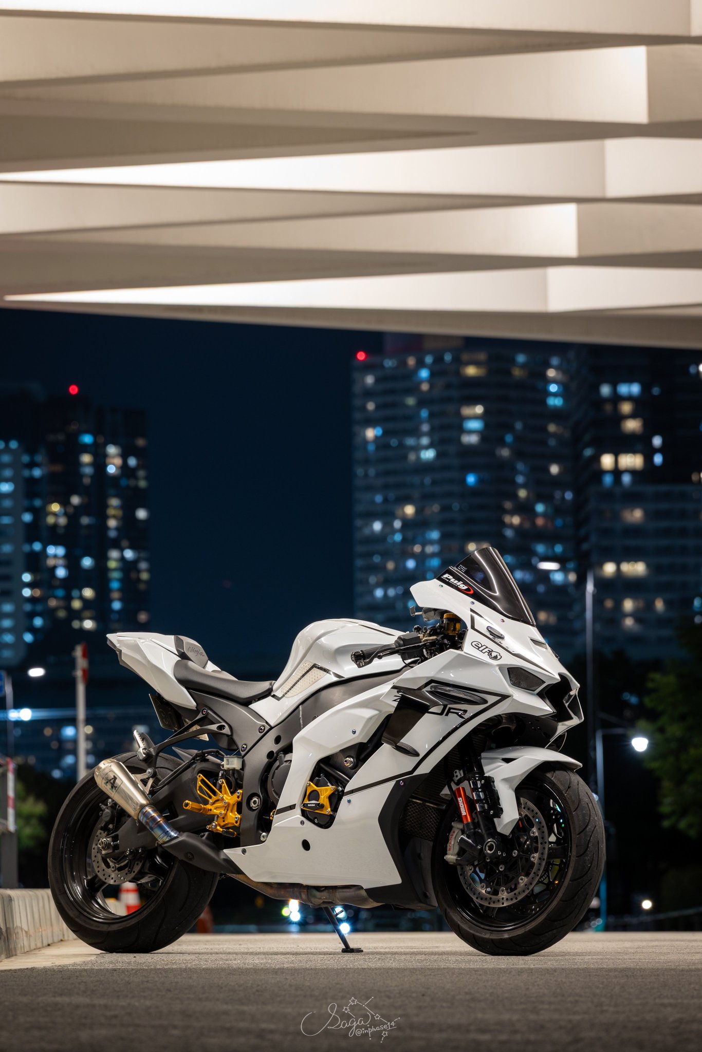フォトセ おぉ、400。 . . . #IDATENRacing #ヨンフォア #honda