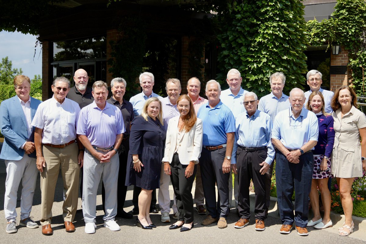 We’re proud to share this photo from our Past Presidents’ Luncheon, which took place today. A moment that captures a legacy of leadership, dedication, and service to Town &amp; Country Club.

Thank you to all who have helped shape the Club’s past, present, and future!