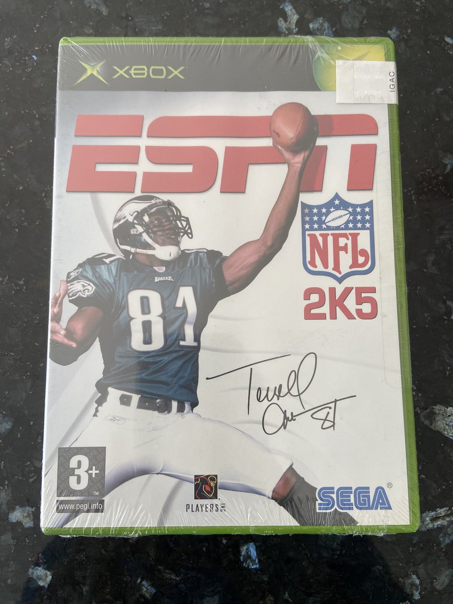Where are all my #eaglesnation <a href="/Eagles/">Philadelphia Eagles</a> #NFLTwitter <a href="/2K/">2K</a> at!!??? This was thee game changer in NFL sports games. If you know, you know. Interested to hear comments on it. Collected it factory sealed this week!