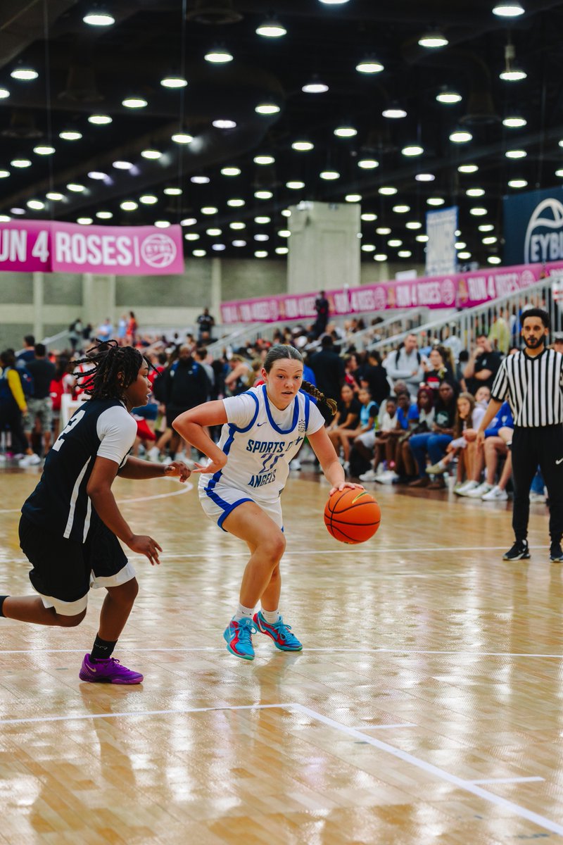 SCA_OH's tweet image. Attack Mode Only 💥🏀

#SCAFam #EliteMindset #NikeFam #2025jrEYBL #RoadtoChi #JustDoIt