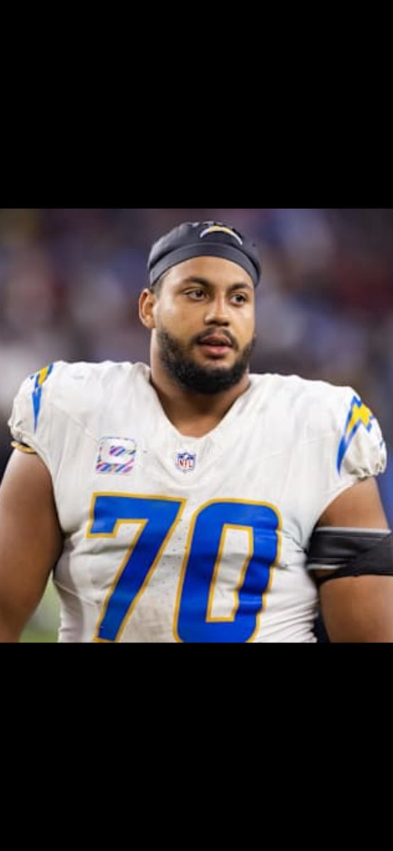 james82475's tweet image. Boltfam can grieve for today. Tomorrow everyone can suck it up. We got Keenan, Herbert, Alt, Ladd and the rest of the rookies. We have one of the best coaching staff in the NFL. LETS ALL REGROUP, #BTFU AND LETS #WINITFOR#70⚡