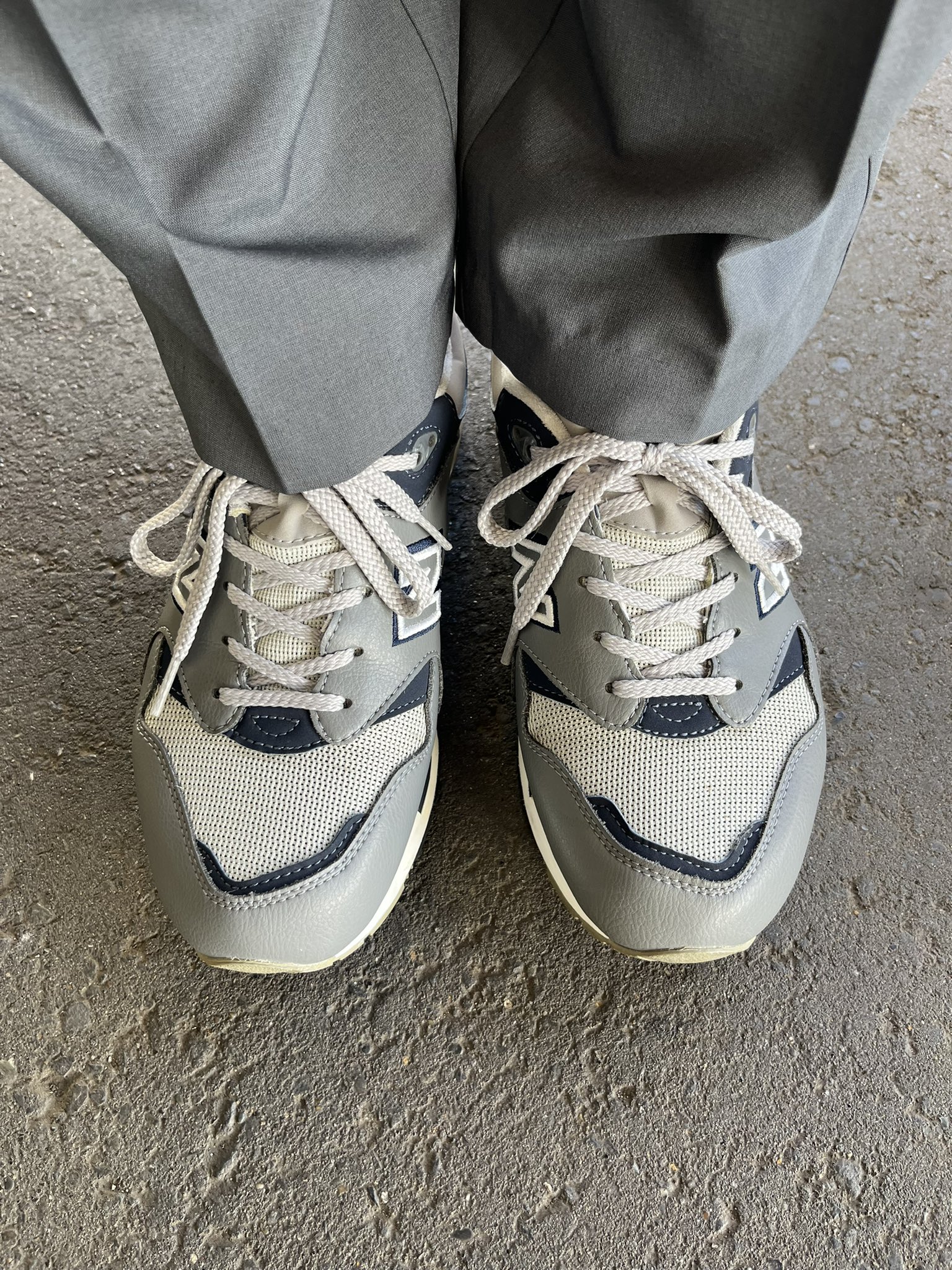専用☺️【新品】キャス✖ニューバランスコラボ　スニーカー　25cm　レア IZ996（スニーカー）｜New Balance（ニューバランス）の