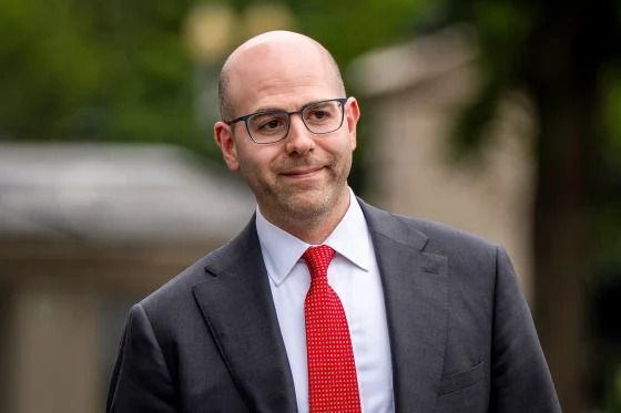 🇺🇸 JUST IN: President Trump picks pro-crypto Stephen Miran to temporarily fill the Federal Reserve Board seat after Adriana Kugler's resignation becomes effective Friday.