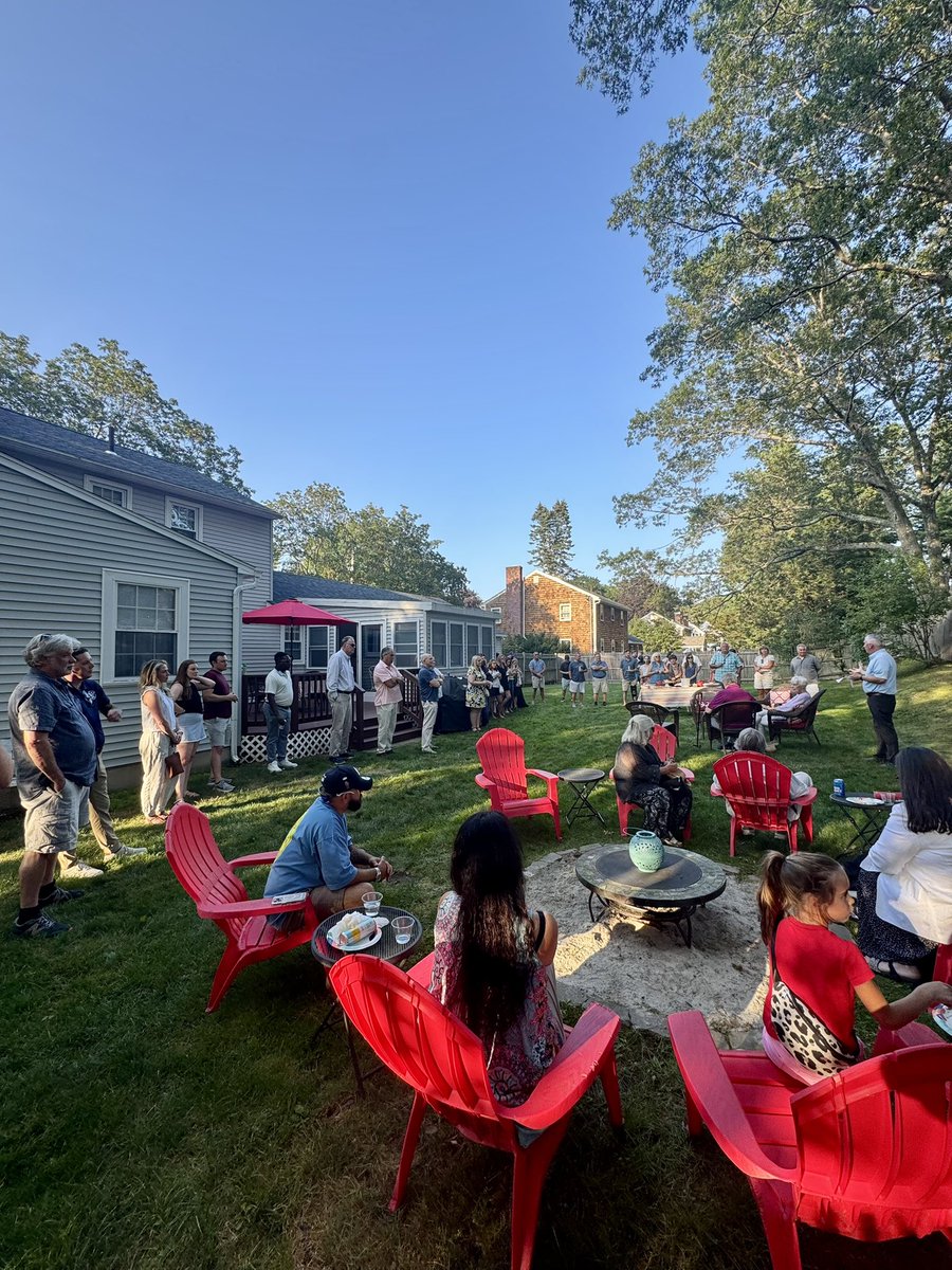 Can’t wait to call <a href="/SenCavanaugh/">Kevin Cavanaugh</a> my Alderman again! Great launch party and great hosts!

#NHPolitics