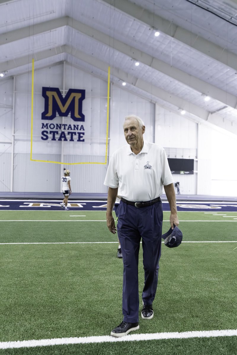 Always great to have NFL Hall of Famer and Bobcat Jan Stenerud at practice to work with our specialists 🐐

#BobcatBuilt