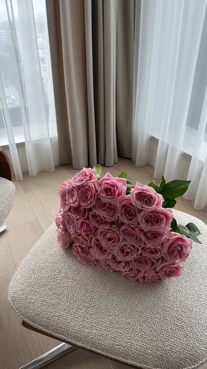 Pink roses