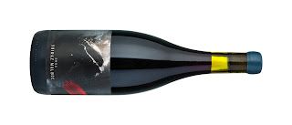 Bold, muscular and tense yet with an endearing persona, this Storm King Wine Co Shiraz Malbec 2024 is a perfect fire pit wine, but it would be just as good to snuggle up to watching the Friday night footy. buff.ly/mb5Twhr