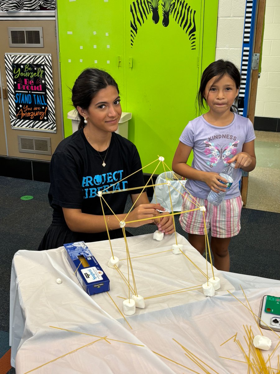 project_lbrtd's tweet image. Shoutout to our amazing team of volunteers who made our 5-week summer camp possible! From fire safety to robotics, ice cream trucks to yoga—we had a BLAST. 💥

We couldn’t have done it without you. 💛 THANK YOU! #CampMagic #Gratitude #CommunityPower