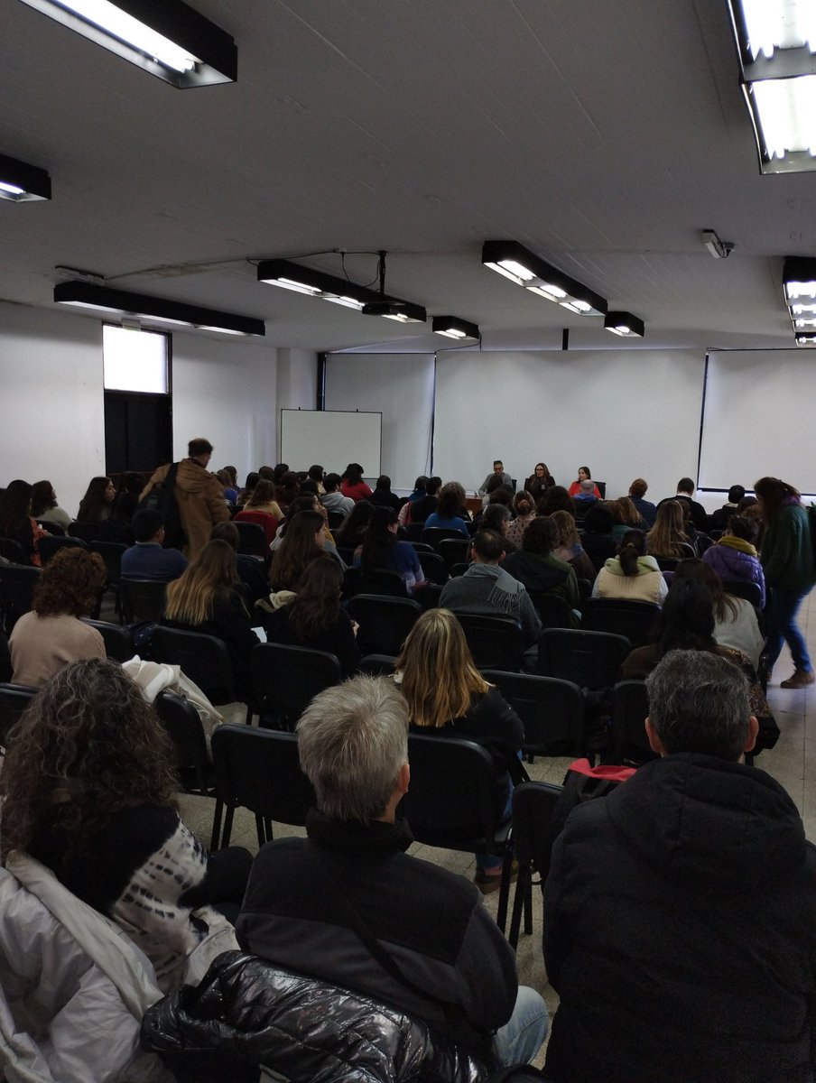 COExtensionUNLP's tweet photo. Se llevó a cabo la tercera Jornada de Extensión: Dimensión pedagógica de la extensión. Estrategias para la participación estudiantil y la curricularización. #UNLP https://t.co/Knlk04LGEn