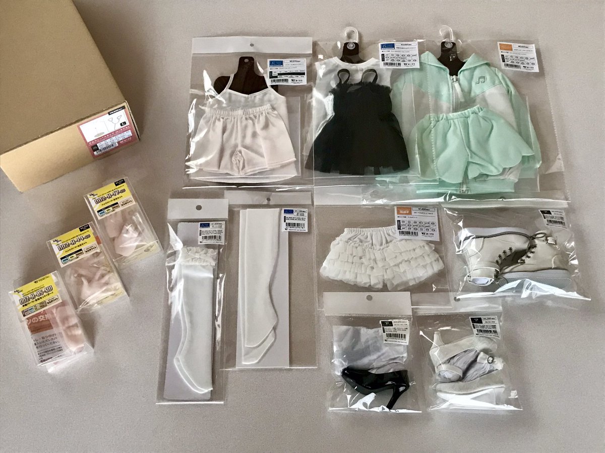 あれもこれもと スケールフィギュア2体分
他店で買い物して改めて感じる…流石ボークス純正は品質管理が徹底している
特に靴 高価でもボークスでしか買わないと決めている
23日発売の新作も欲しいのあって困っちゃう
それより何より先ずはフリーレン様を…
#ドルフィードリーム