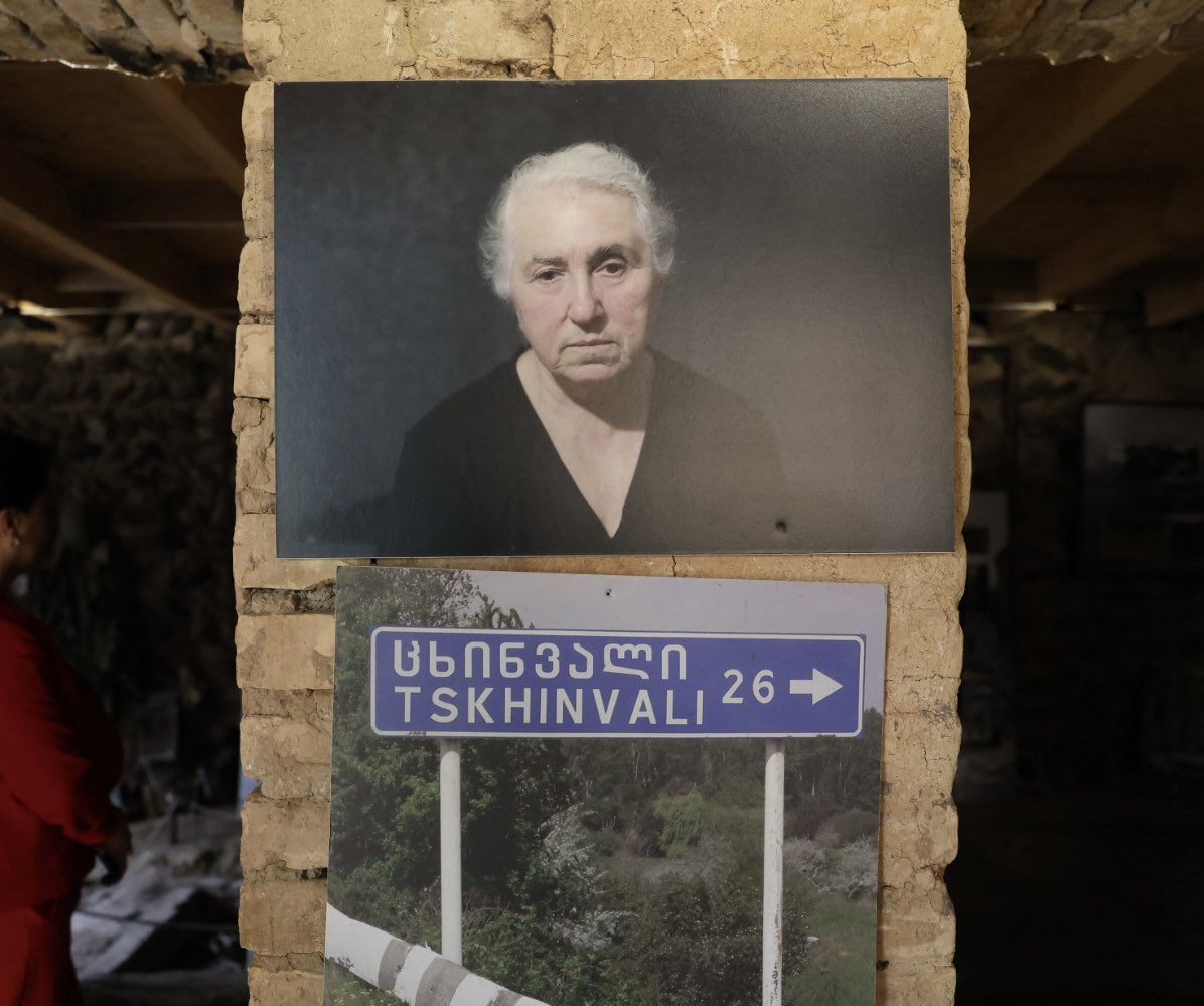 I visited the August War Museum in Ergneti last year, just a few meters from the occupation line. The museum was founded by the remarkable Ms. Lia Chlachidze, who is pictured here next to the Georgian flag.

This very flag was discovered by Ms. Lia on her way to her home, which