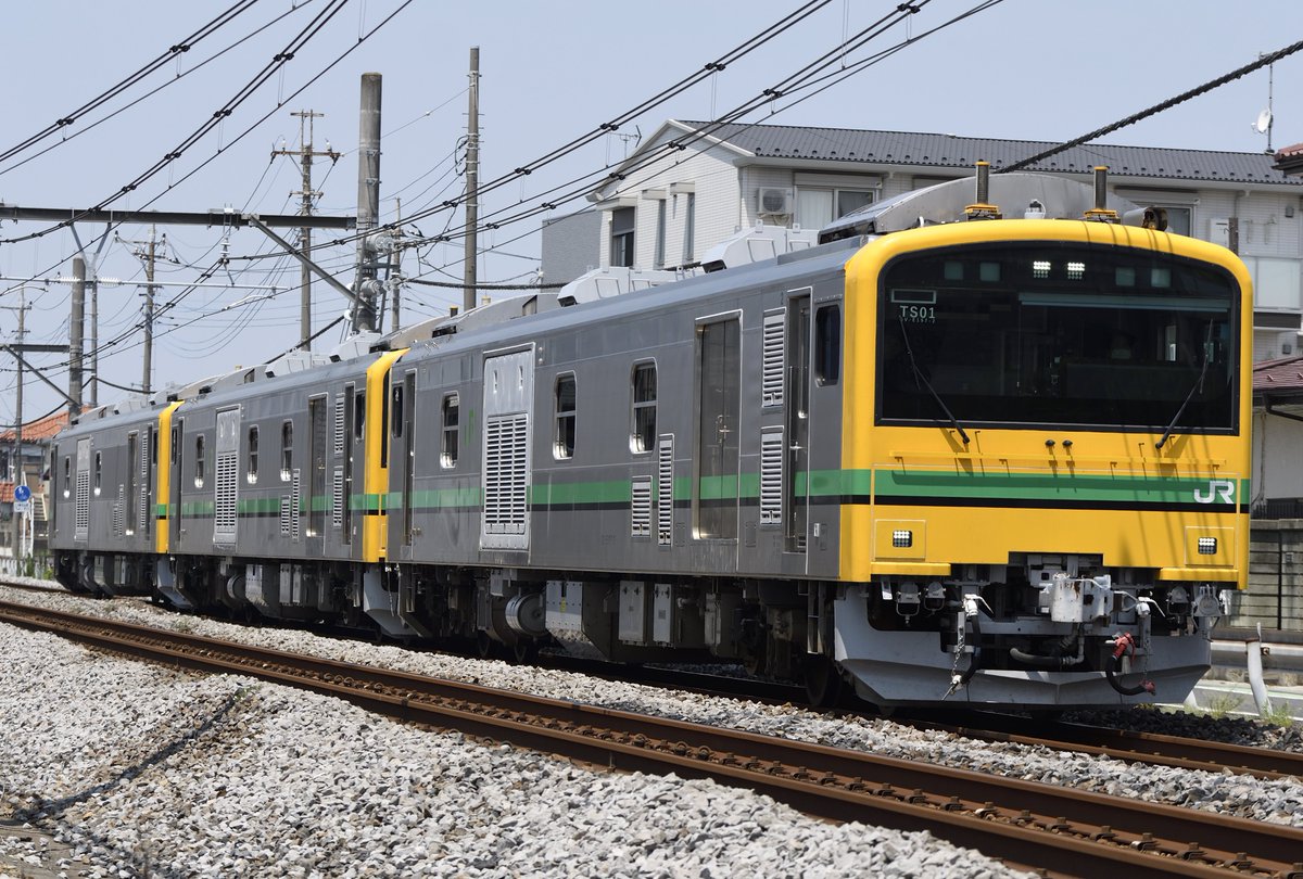 CL_197's tweet image. フォロワーのみんな、おひさしぶりデス😄✋
前回の投稿からは、かなり間が空いちゃったカナ⁉️

さてさて、先日もまたGV-E197の三重連が高崎～尾久間で走りましたネ🚃🚃🚃

今回も先頭はTS01で、シブさ全開でしたネ〜✨

では、また～👋👋