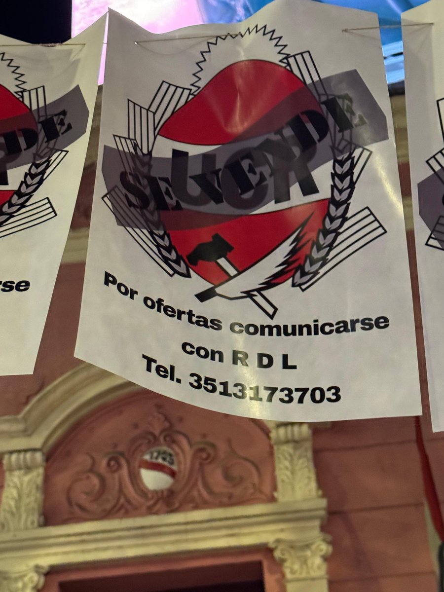 unidxstriunfare's tweet photo. Antes el radicalismo era oposición, ahora es opción… de compra. Aceptan QR, stock limitado. 
☎️ @rodrigodeloredo https://t.co/VHNzxZ1VPS