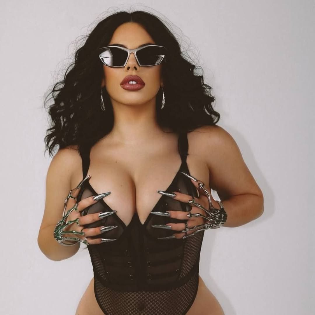 📈| <a href="/Soylizbethmx/">Lizbeth Rodriguez</a> supera 10.2 millones de seguidores en TikTok.