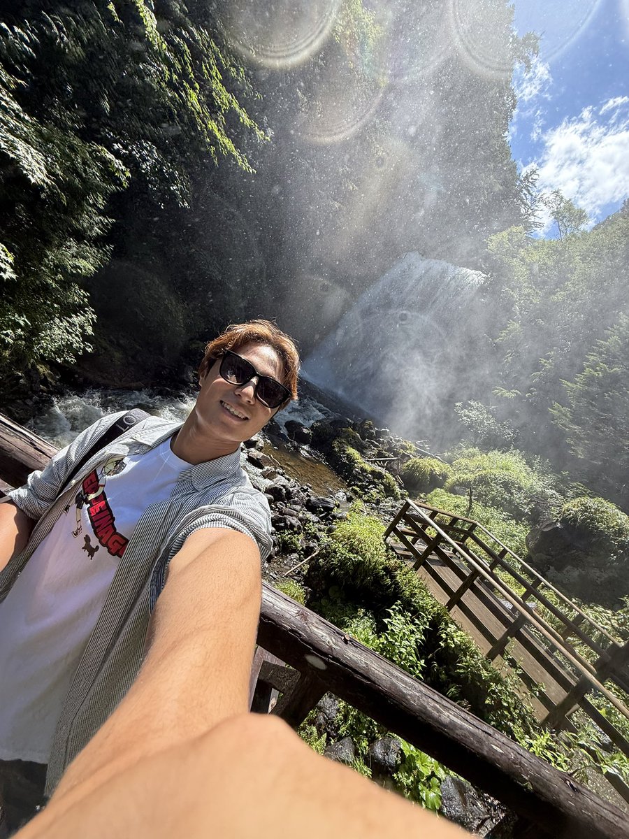 YukiKunii921man's tweet photo. 自然のパワーを感じに長野の乗鞍まできた！
1番の目的はもしかしたら🚲かも？😂

8耐と比べると凄く涼しくて過ごしやすかった！
天気が悪く、頂上は寒くて霧で何も見えなかった、、
またリベンジしにきたい！

#自転車行く時だけは朝早起きできる https://t.co/u94aPYhZcn
