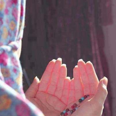 اللهُمَّ إنّي أستودعتك أثمن أشيائي وأقربُها إلى قلبي، اللهُم أحفظ لي عائلتي ومن أحب فأنت خير الحافظين ! ♥️
.