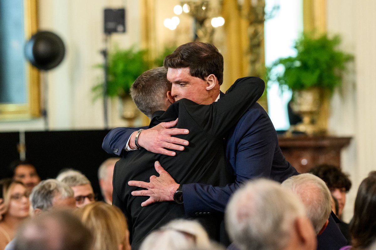 Today, President Trump shared the heroic story of Army Specialist Kevin Jensen, a Purple Heart recipient who saved his platoon leader in battle — fellow Purple Heart recipient and current VA Under Secretary for Memorial Affairs <a href="/CaptainSamBrown/">Sam Brown</a>. ❤️