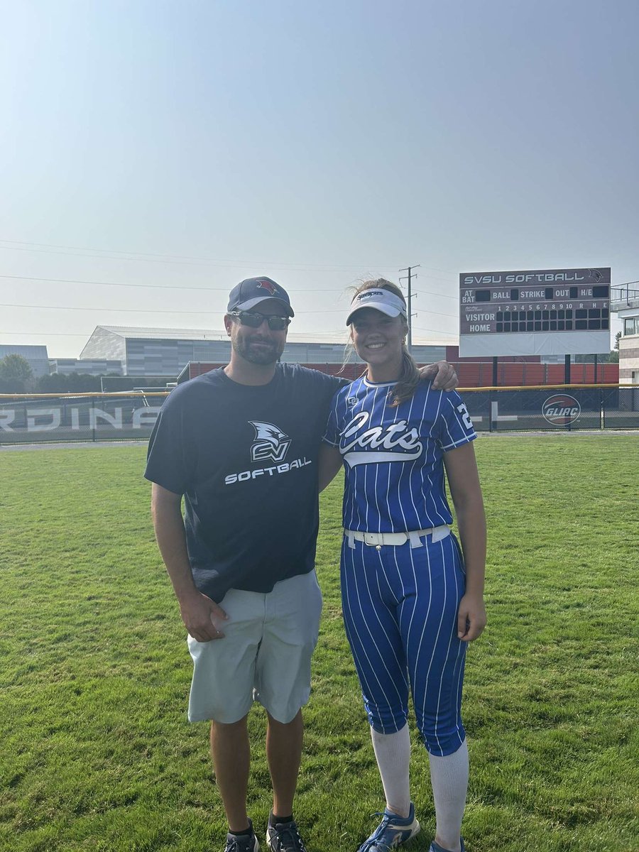 FischerBrooklyn's tweet photo. Thanks so much to @svsu_ryan and the players at @SVSUsoftball for holding an amazing camp on tuesday! Loved being able to tour the campus and learn more about the community!! https://t.co/H5bJWJUZgy