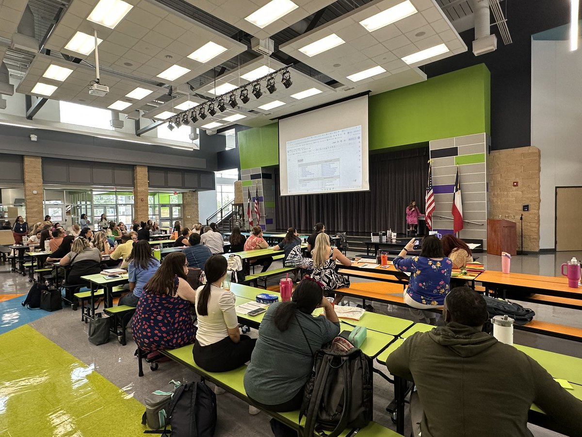 Alaina_Boaz's tweet image. Spent the day with our amazing @Midland_ISD K–2 math teachers, equipping them with the tools and strategies to start strong and make math meaningful from day one! #MidlandISDMath #ExcellenceinAction @MISDTandL