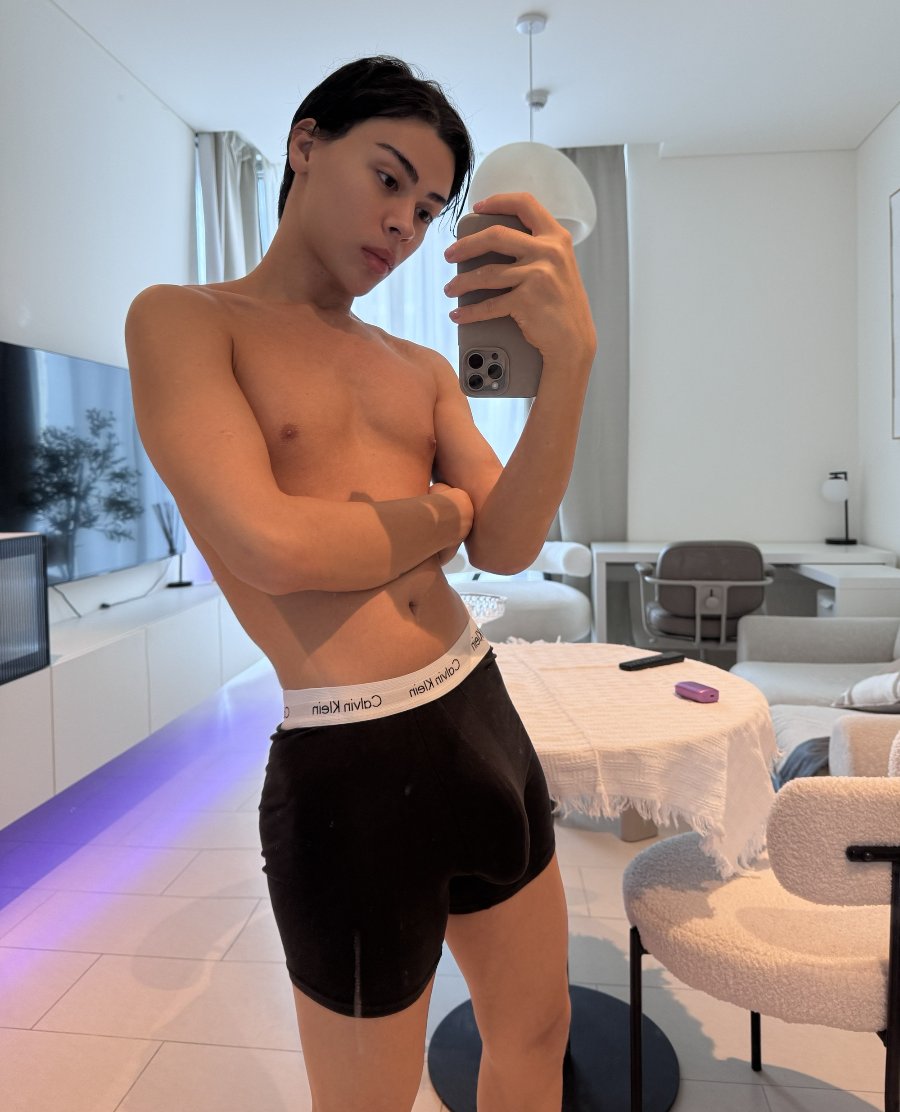 My nudyz unlock instantly if you just type "hey"