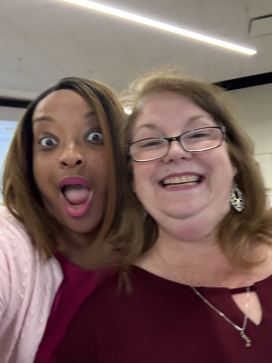 price_kamaria2's tweet image. We had a blast at our  Librarian Media Specialist Job Alike!  We are thankful for our vendors, leaders and fellow co-workers. Thankful for Spring ISD for another school year! @byjcjackson @SpringISD