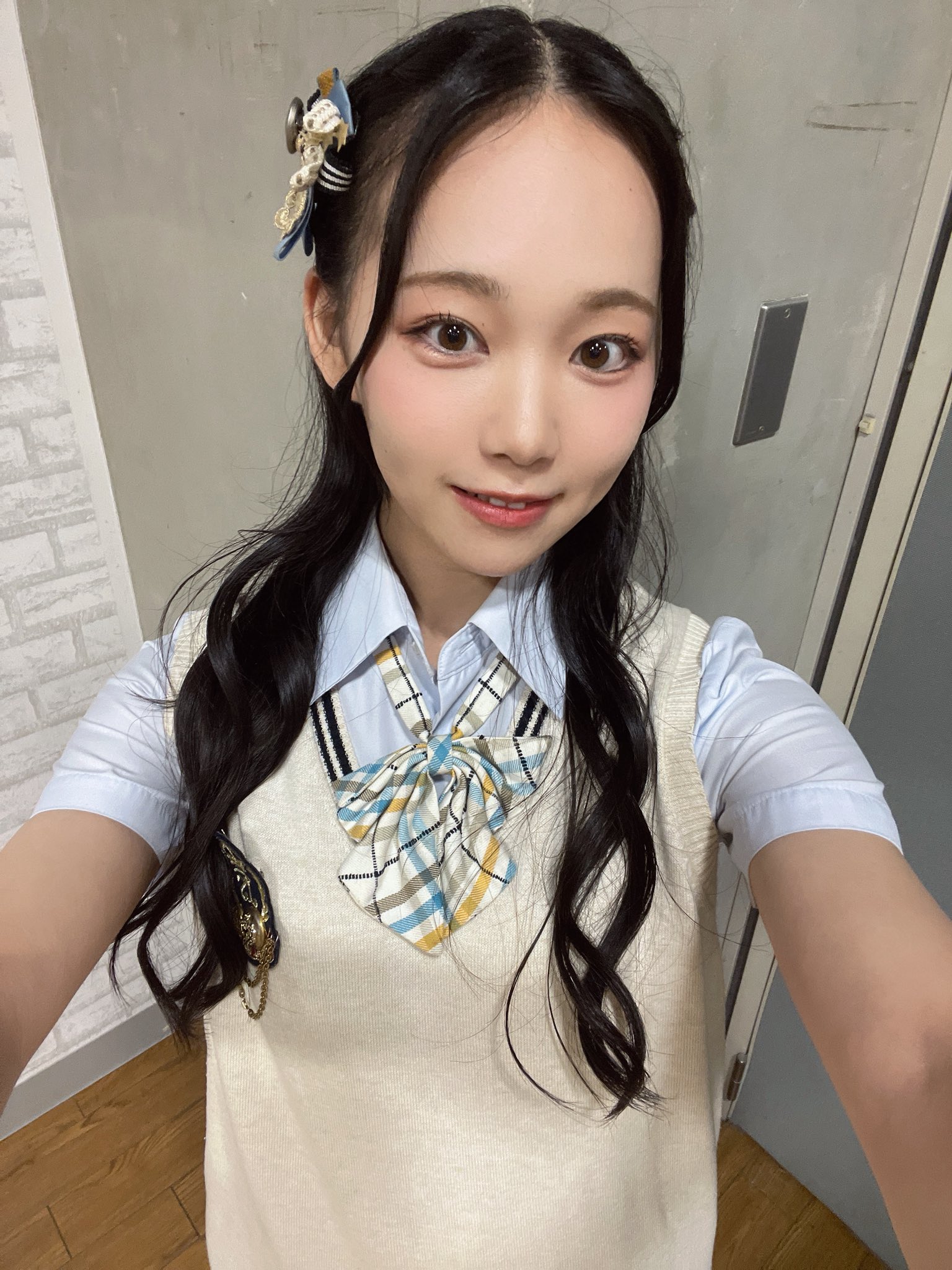 NMB48 村井悠莉 直筆 14周年 F6zWQvu0_200x200.jpg