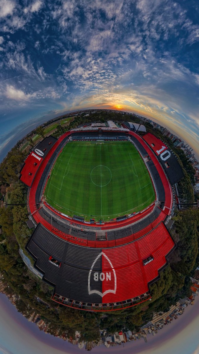 Newell’s Old Boys (@newells) on Twitter photo 𝙉𝙪𝙚𝙨𝙩𝙧𝙤 𝙡𝙪𝙜𝙖𝙧 𝙚𝙣 𝙚𝙡 𝙢𝙪𝙣𝙙𝙤.
🔜 Mañana volvemos 😍 𝙉𝙪𝙚𝙨𝙩𝙧𝙤 𝙡𝙪𝙜𝙖𝙧 𝙚𝙣 𝙚𝙡 𝙢𝙪𝙣𝙙𝙤.
🔜 Mañana volvemos 😍