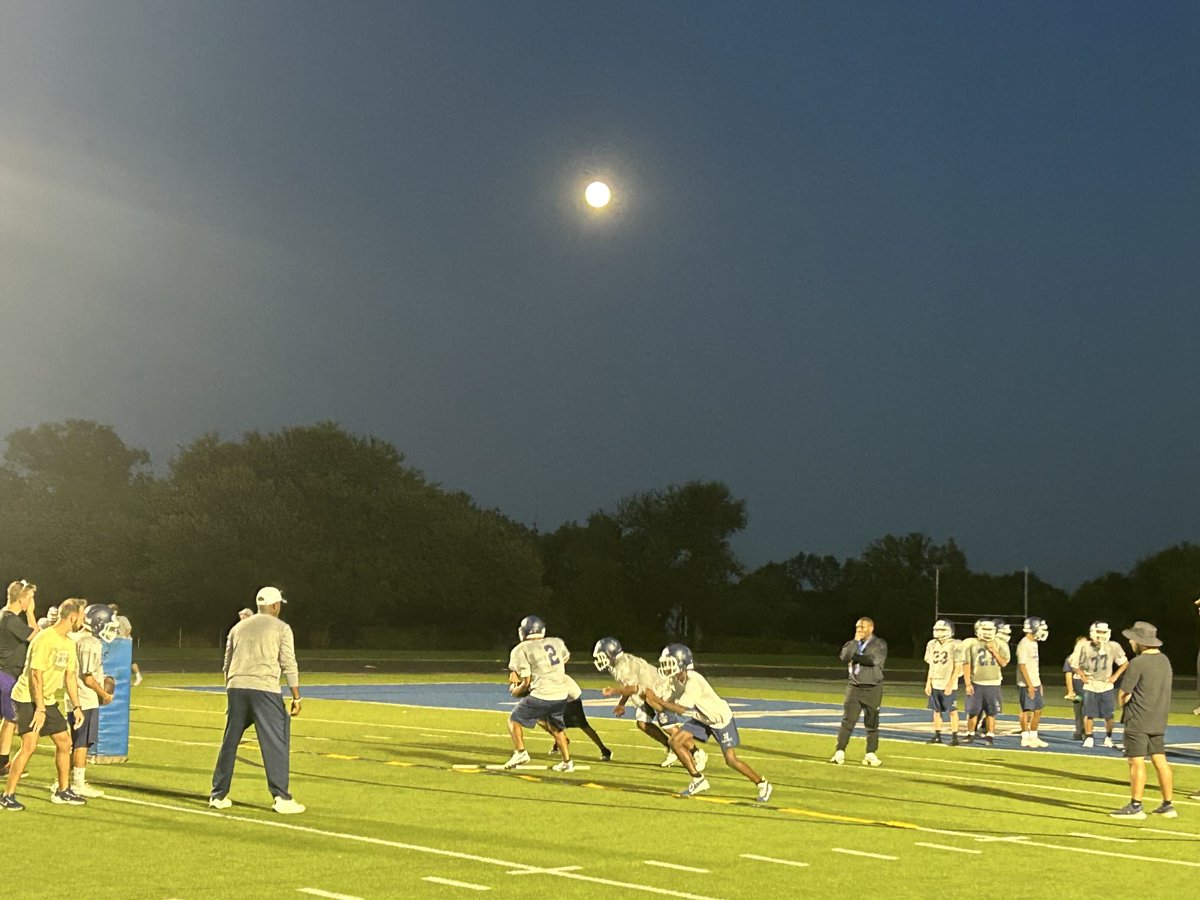 Full moon and a breeze on the south side of the crooked I tonight. 🌊⚓️⛓️