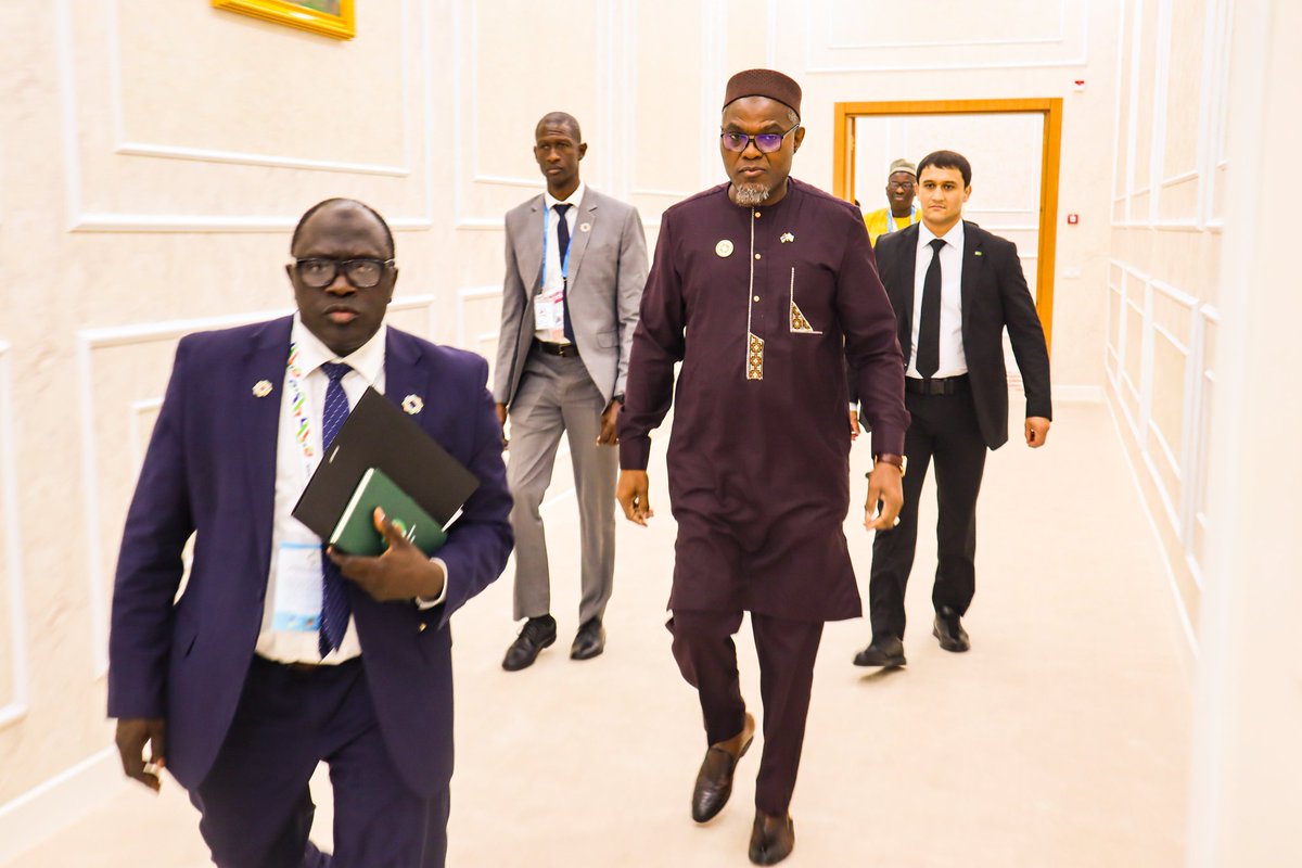 Strengthening Global Partnerships!

On Day 3 of the #UNLLDC3 in Turkmenistan, VP Mohammed B.S. Jallow held bilateral talks with Austria’s State Secretary Joseph Schellhorn, focusing on peacekeeping, diplomacy, tourism training &amp; labour mobility.

#AustriaGambiaRelations