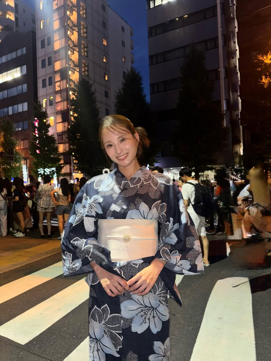 asplento's tweet image. 2025.7.26
久しぶりに浴衣を着て花火大会へ🎇🎇🎇特等席で見るおっきな花火に感動して思わず涙...🥲✨
とっても素敵な時間をありがとうございました🥹❤️

#隅田川花火大会 #浴衣 #花火大会 #夏の思い出 #特等席 #花火 #感動の瞬間 #花火の夜 #東京 #日本の夏 #浴衣姿 #花火観賞 #夏の風物詩 🥹❤️