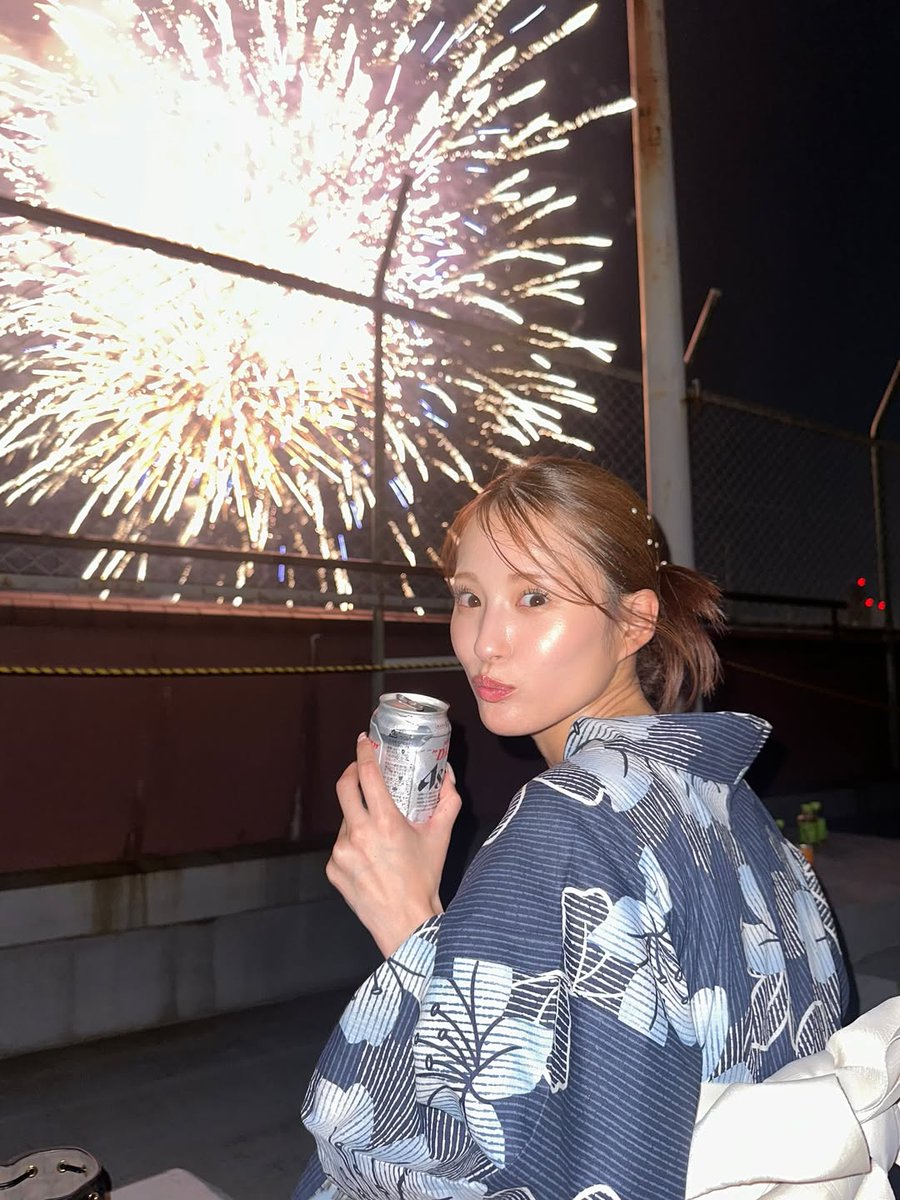 asplento's tweet image. 2025.7.26
久しぶりに浴衣を着て花火大会へ🎇🎇🎇特等席で見るおっきな花火に感動して思わず涙...🥲✨
とっても素敵な時間をありがとうございました🥹❤️

#隅田川花火大会 #浴衣 #花火大会 #夏の思い出 #特等席 #花火 #感動の瞬間 #花火の夜 #東京 #日本の夏 #浴衣姿 #花火観賞 #夏の風物詩 🥹❤️