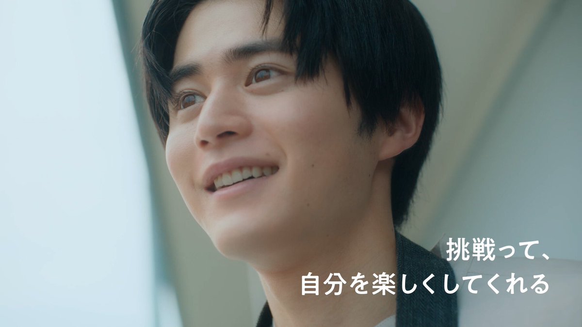 岡山県内を中心に事業を展開しているSUENAGAグループの企業CM『妹の上京』篇を制作しました。

今年で3年目の起用となる岡山出身で若手実力派俳優の鈴鹿央士さんに加え、俳優の野内まるさんが参加。2人の兄妹劇をエリザベス宮地さんが演出しています。

youtu.be/kaZNx6jJEjQ