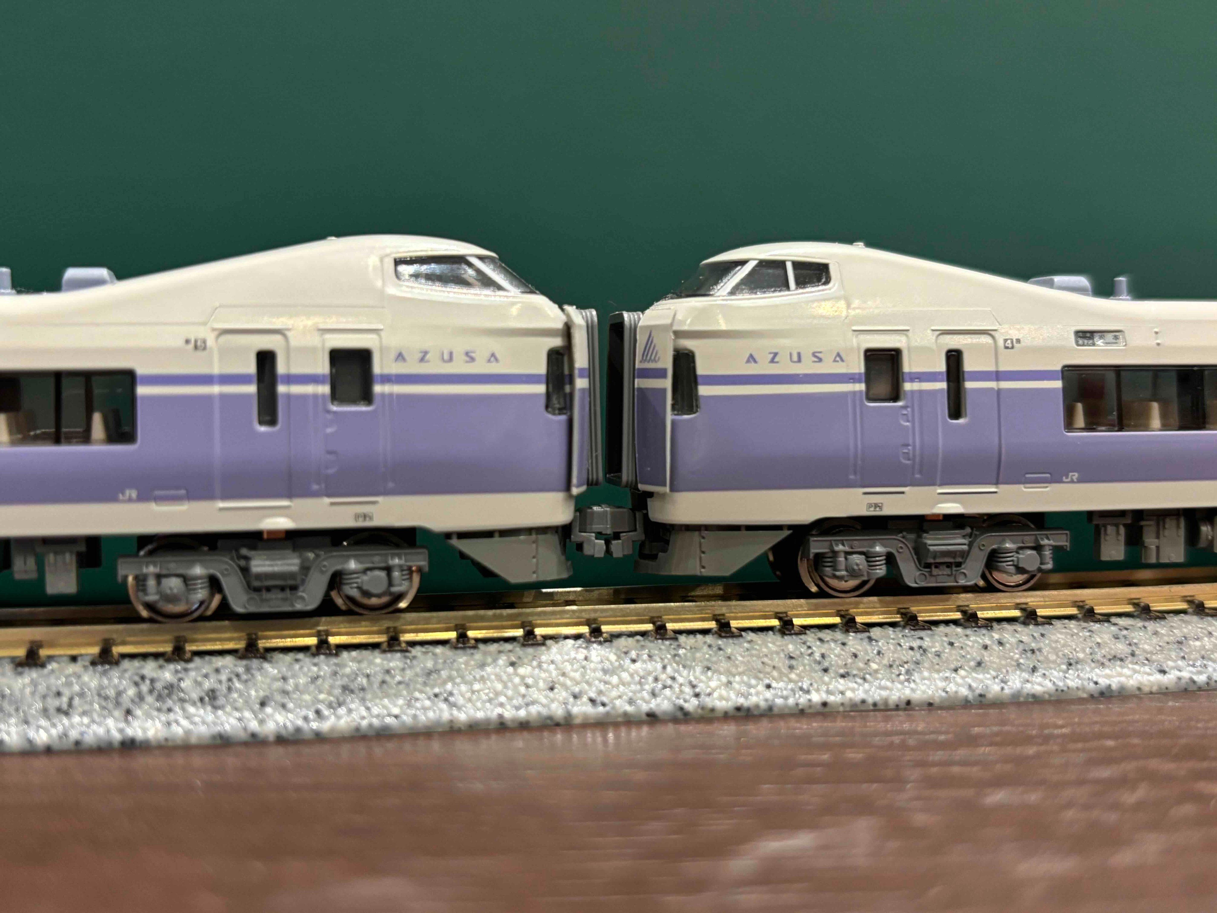 【セール8千円】　KATO E351 スーパーあずさ　基本8両+1 室内灯付 セール8千円】 KATO E351 スーパーあずさ 基本8両+1 室内灯付