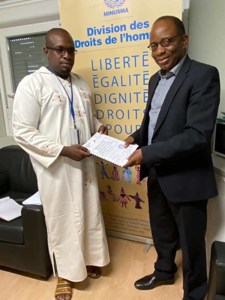 Dr Boubacar Demba N'Djim (@bocarysamba) on Twitter photo Félicitations mon frère <a href="/GuillaumeNgefa/">Guillaume Ngefa</a> pour ta nomination comme Ministre de la Justice et Garde des Sceaux en RDC. Une juste reconnaissance pour ton engagement infatigable en faveur des droits humains, toi qui as marqué la MINUSMA par ton leadership. Fier de toi et plein succès Félicitations mon frère <a href="/GuillaumeNgefa/">Guillaume Ngefa</a> pour ta nomination comme Ministre de la Justice et Garde des Sceaux en RDC. Une juste reconnaissance pour ton engagement infatigable en faveur des droits humains, toi qui as marqué la MINUSMA par ton leadership. Fier de toi et plein succès
