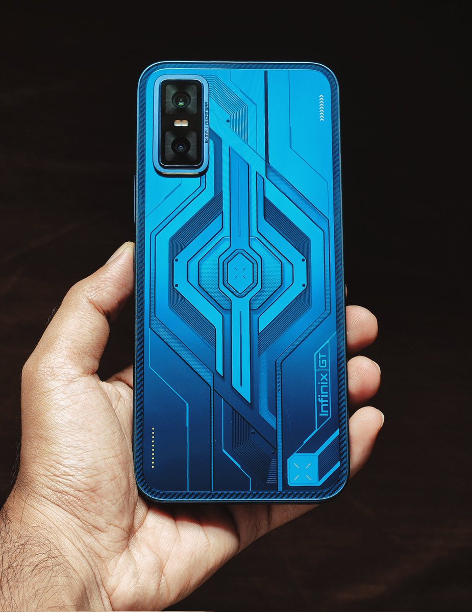 Sudhanshu1414's tweet image. Infinix GT 30 5G+ is the latest affordable gaming phone in town.

- 8GB+128GB: ₹19,499
- 8GB+256GB: ₹20,999
- Card discount: ₹1,500

I recently got the phone in the cool Cyber Blue colour option. The design and in-hand feel are identical to the Pro version. 

I’ll be using the…