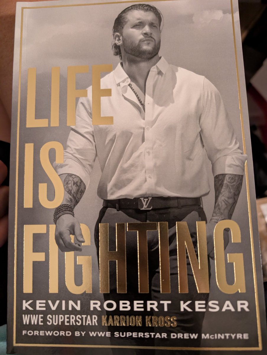Tim31Yen's tweet photo. Can't wait to read @realKILLERkross's new book!

Might read it with Jesse Ventura's voice though 😅 https://t.co/wsVg0KXDX1