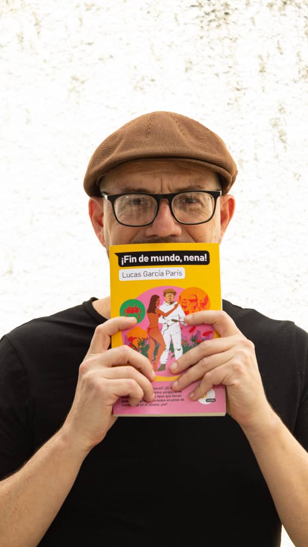 Círculo Amarillo (@circuloamarill0) on Twitter photo Después de 15 años, el escritor y diseñador gráfico <a href="/LucasGarciaP/">Lucas Garcia Paris</a> vuelve al género de la novela con "¡Fin de mundo, nena!"
Y aquí la puedes comprar👇
circuloamarillo.com/libros/fin-de-… Después de 15 años, el escritor y diseñador gráfico <a href="/LucasGarciaP/">Lucas Garcia Paris</a> vuelve al género de la novela con "¡Fin de mundo, nena!"
Y aquí la puedes comprar👇
circuloamarillo.com/libros/fin-de-…