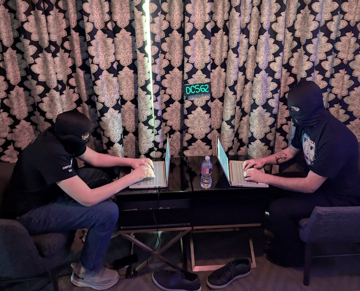 defcon562's tweet photo. DeathMatch 1v1 CTF debuts tonight at the 562 party.

Come get some flags! https://t.co/qPhutTlSnw