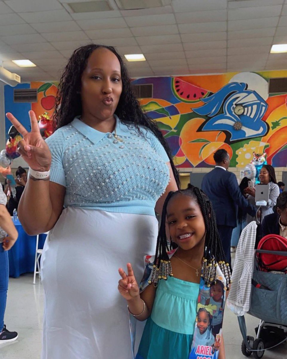 When you have the GOAT on your squad… you will never miss! Enrollment goddess Mrs. Hall (Marvin Sapp Jr.) .The Sunny Side of Ward 7 is where the magic happens! Together we WILL achieve greatness! <a href="/FriendshipPCS/">Friendship PCS</a> #FPCSBP #FriendshipsJourneyto30 #OneFriendship #Journeyto30