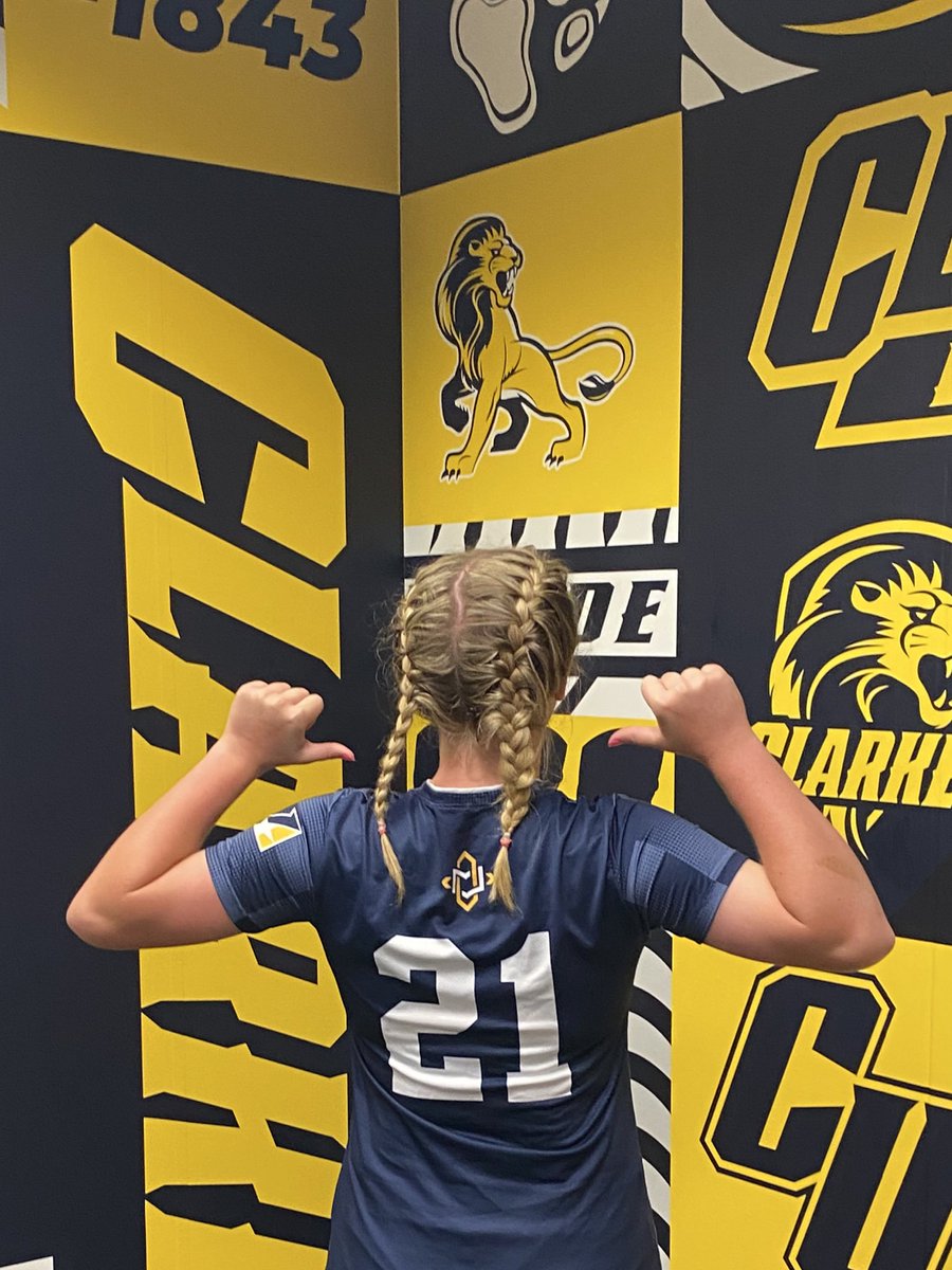 Calli Edwards tweet media