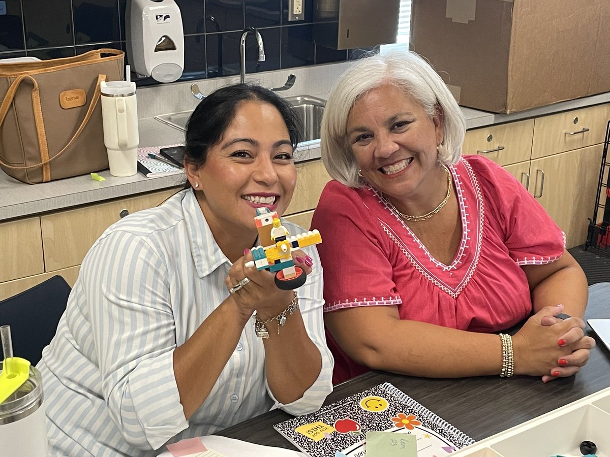 MISDScienceK12's tweet photo. The very first LEGO® Education Science training was launched today in MISD for 4th &amp; 5th grade teachers! We're proud to lead the way in hands-on, innovative learning! #excellenceinaction
@MISDTandL @misdcte @Alaina_Boaz @kim_kieschnick @LEGO_Education @FanninElem https://t.co/XcLh8bwO89