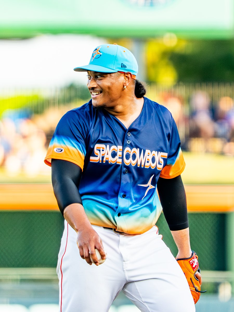 Luis Garcia's line tonight:

4.0 IP, 0 R, 3 H, 0 BB, 7 K

👏👏👏