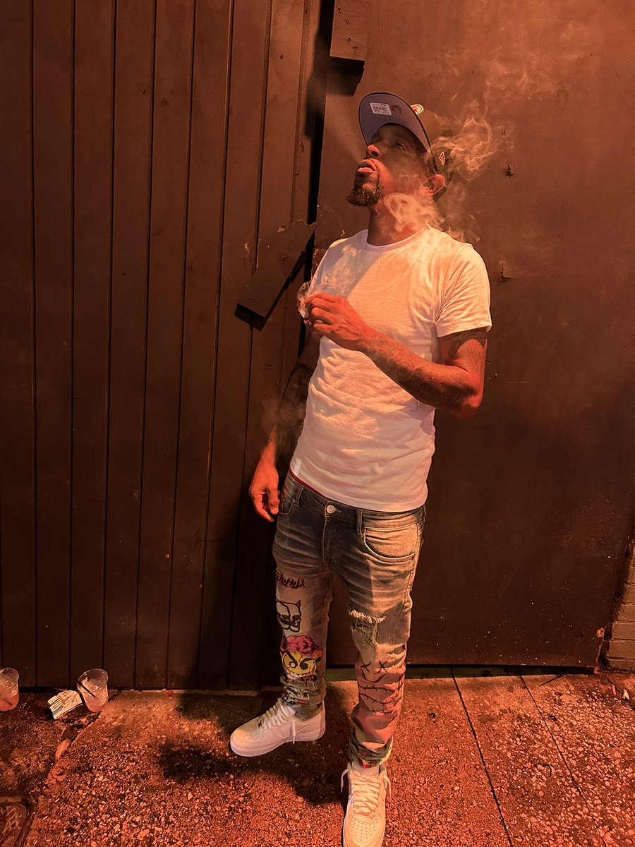 selfmadeVIC's tweet image. Puerto Rico was so lit 🔥